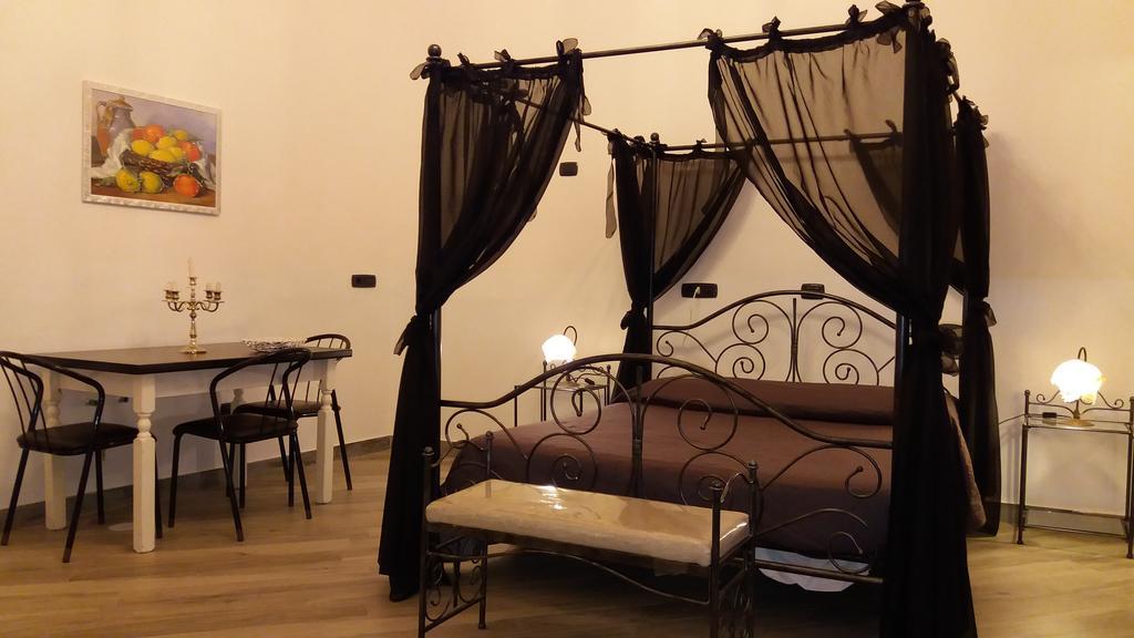Pompei Holiday Rooms Extérieur photo